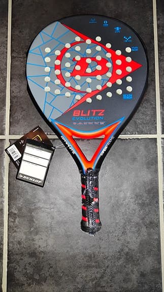 Oanvänt Padelracket