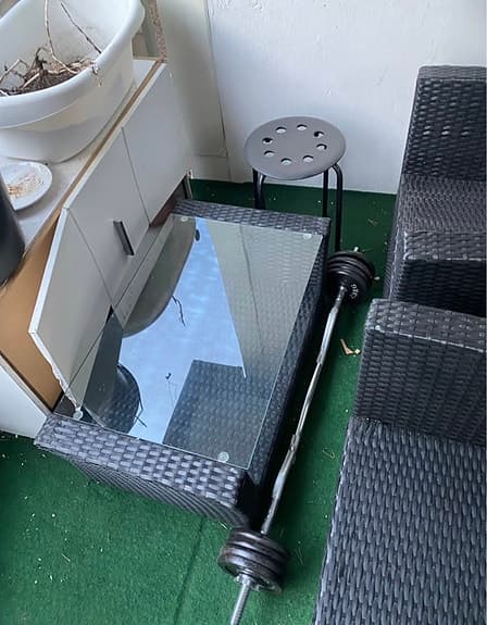 Trädgårdsmöbler, stolar och bord
