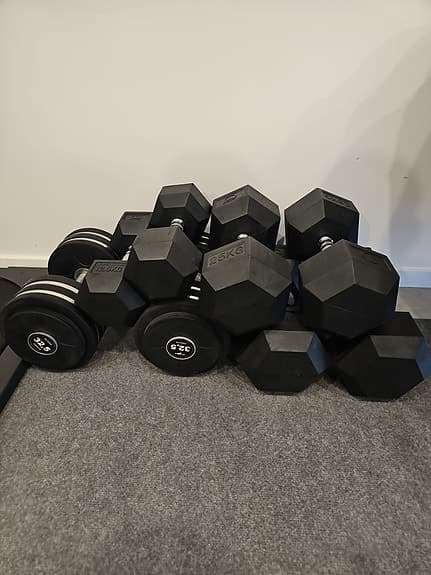 Hantlar / hantelset 12,5–32,5 kg svart