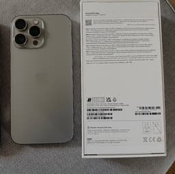 iPhone 16 PRO MAX titan