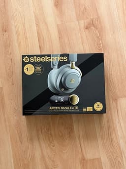 (Oanvänd) SteelSeries Arctis Nova Elite