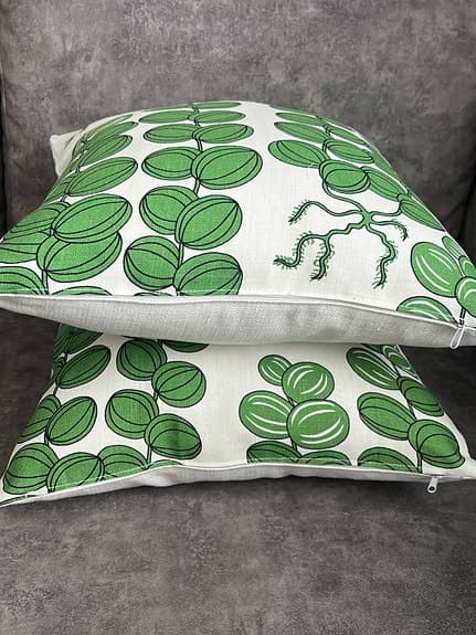 2st Kuddfodral/ Tyg Från Svenskt Tenn/ Josef Frank/ Celotocaulis