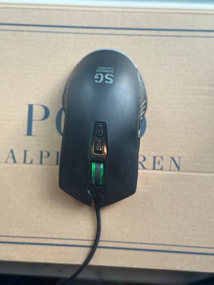 SG gamingmus med RGB-belysning och USB-kabel