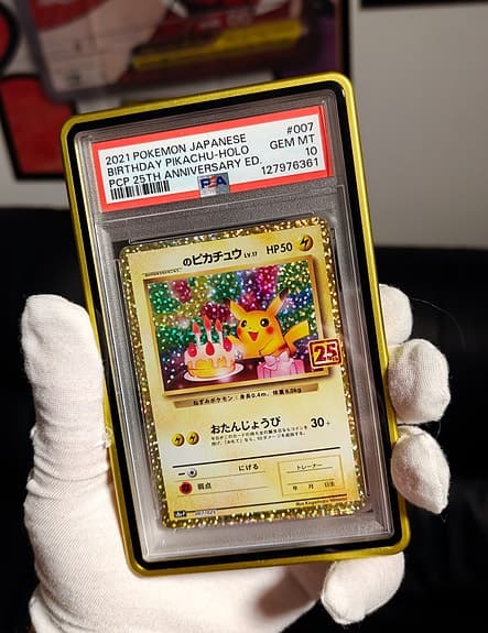 Birthday Pikachu #007 2021 - PSA 10 - Japanese Promo Pokemonkort w/Slab Guard