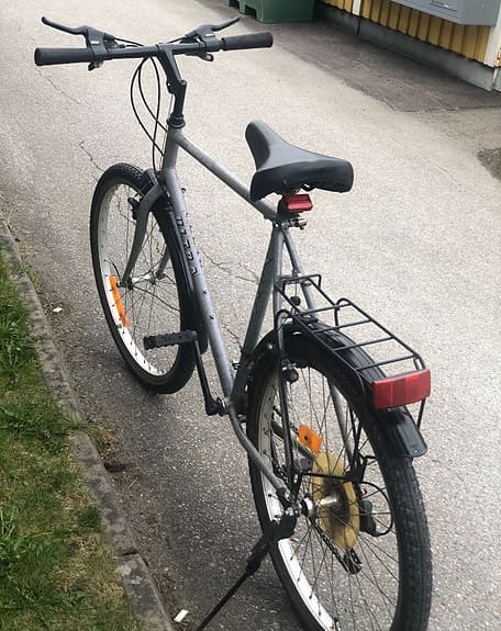 28 tum Villara / 7 växlar / handbroms & pakethållare