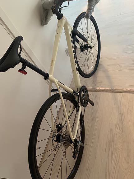 Helt ny Trek Racer Domane AL 4 Gen 4 Era White, strl 54.