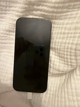 Apple iPhone 16 Pro 128 GB titan