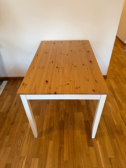 IKEA LERHAMN Dining Table (4-6 persons) + 2 Chairs - Great Condition