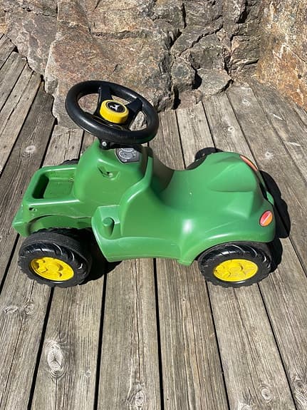 Rolly Toys rollyMinitrac: John Deere sparkbil traktor
