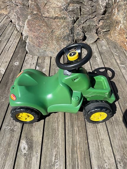 Rolly Toys rollyMinitrac: John Deere sparkbil traktor