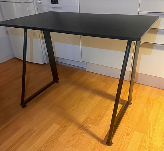 Svart gamingbord / skrivbord 100x60 cm