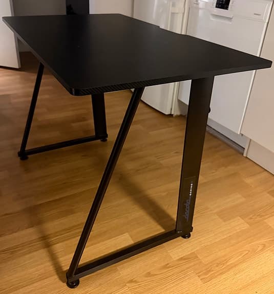 Svart gamingbord / skrivbord 100x60 cm