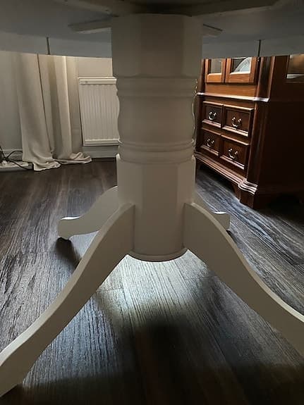 MIO vitt runt bord (Cordelle)