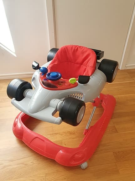 Gåstol racerbil
