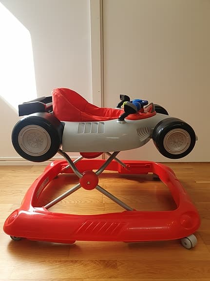 Gåstol racerbil