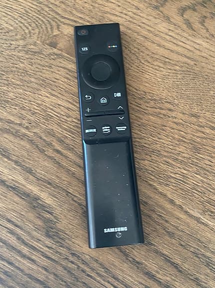 Samsung 55” Smart TV 4K UHD – UE55AU7105K – mycket fint skick