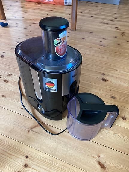 Braun juicepress svart