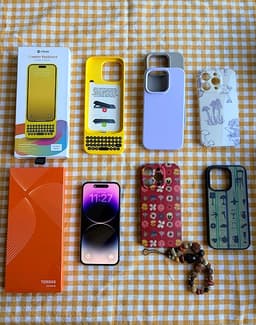 iPhone 14 Pro 128G med clicks keyboard