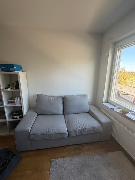 IKEA grå 2-sits soffa
