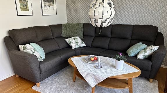Mycket välskött hörnsoffa säljes