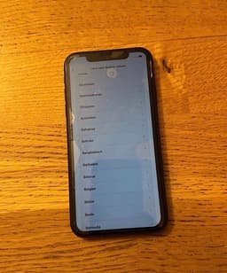 Apple iPhone 11 mobiltelefon 64 GB svart med 7 st skal