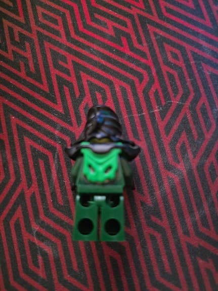 LEGO NINJAGO minifigur grön ninja (possessed lloyd)