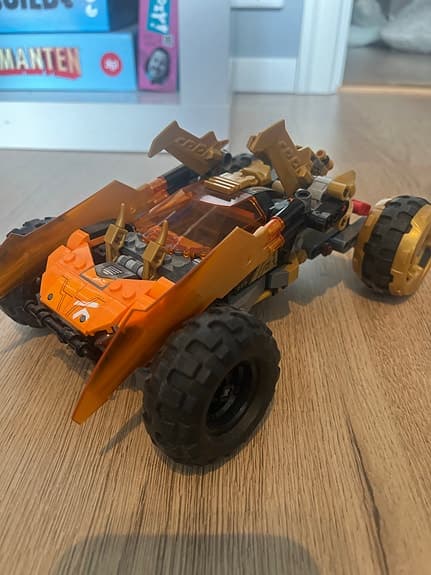 LEGO NINJAGO bil med minifigurer
