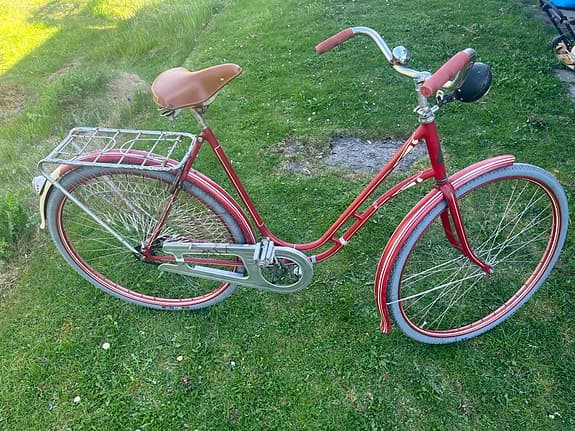 Monark stadscykel 28" unisex L röd