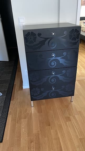 IKEA byrå