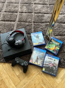 PS4 slim 250GB