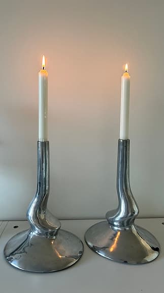 Ljusstakar i aluminium från Mowe design