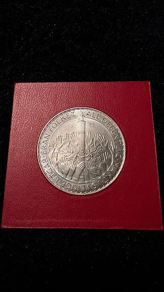 Svenskt 50 kronors jubileumsmynt i kapsel