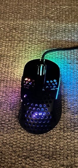 Xtrfy M42 RGB gamingmus svart