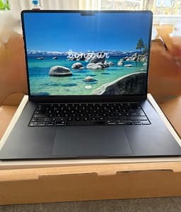 MacBook Air 15’’ M2 (2023) 16GB RAM