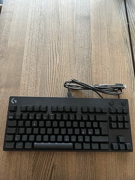 Logitech G Pro TKL tangentbord svart