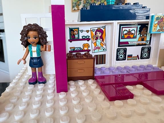 LEGO Friends, Stephanie’s House