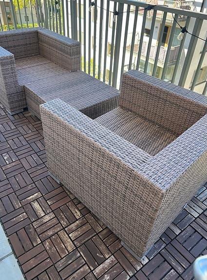 Loungefåtöljer - utomhus (2 st + bord)