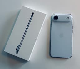 iPhone Air 256 GB – Himmelsblå (mycket få battericykler)