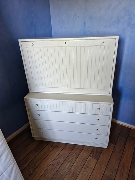 byrå mer nedfällbar skrivbordsskiva