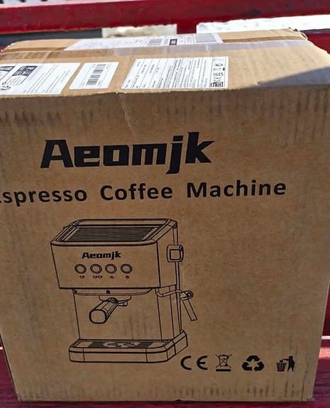 Helt ny Aeomjk Espresso Kaffemaskin – Stilren & kraftfull ☕️