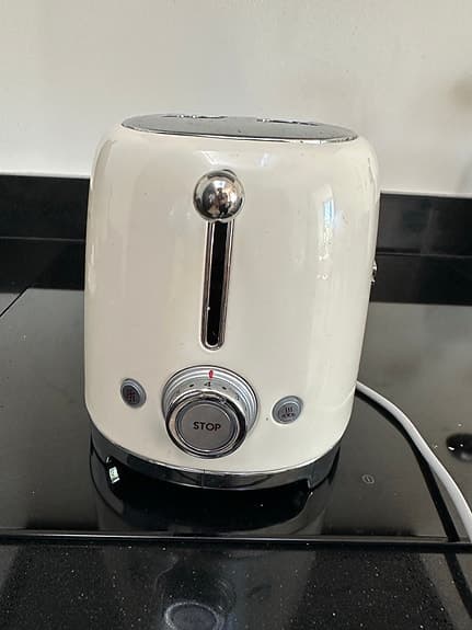 Smeg brödrost 2-skivor vit