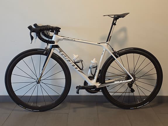 Giant TCR Advanced SL i stl. M från 2017