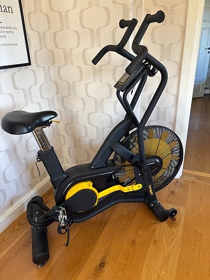 AIRBIKE RENEGADE motionscykel svart/gul