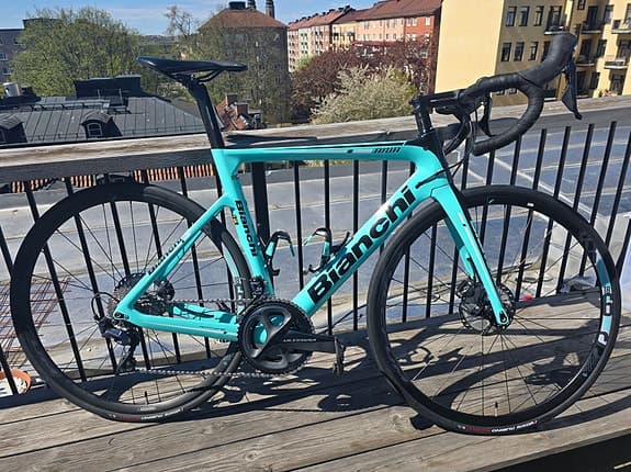 Bianchi Aria Disc Ultegra i Nyskick! Knappt använd Stl 55 för 172-180