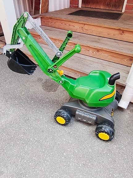 Leksaksgrävare John Deere för barn – fint skick