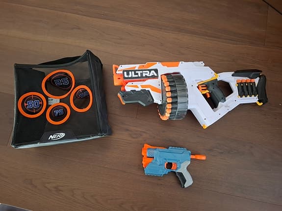 Nerf Ultra leksakspistoler med målskivor