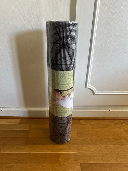Yogamatta 183 x 61 x 0,6 cm grå mönstrad