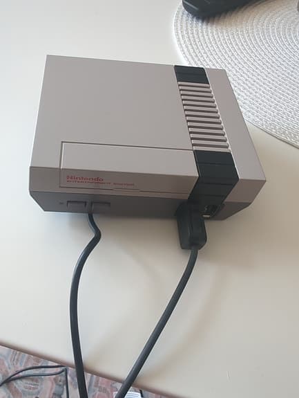 Nintendo NES 8-bit spelkonsol