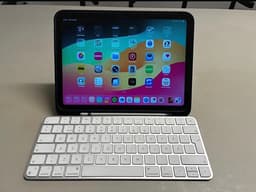iPad 10:e 64gb , Apple Pencil, Keyboard, fodral