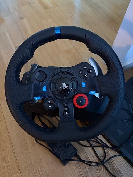 Logitech G29 ratt och pedaler